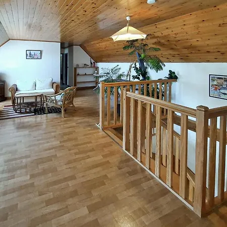 4 Bedroom Stunning In Carnoet Hébergement de vacances